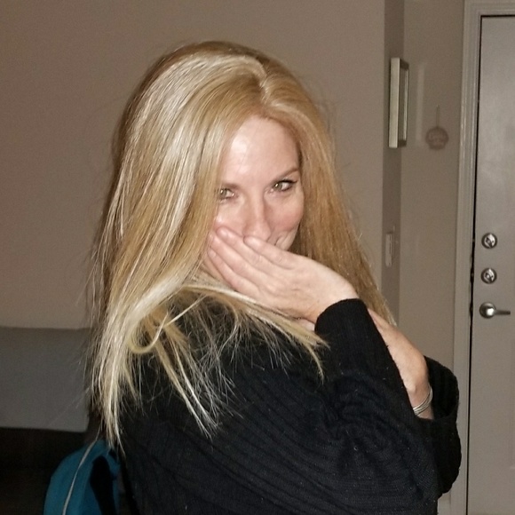 Meet your Posher, Angela - Picture 1 of 1